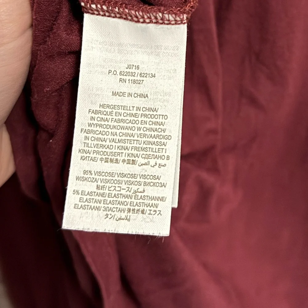 Boden Matilda Gathered Sleeve Top - Picture 5 of 6